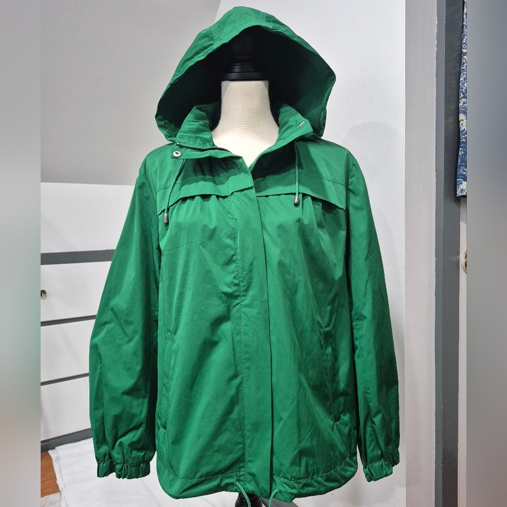 NWOT Liz Claiborne Waist Length Windbreaker Rain Jacket
